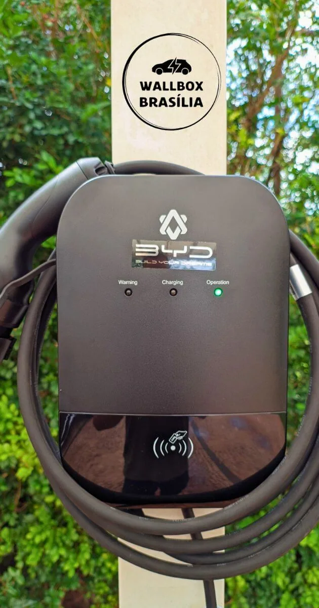 Instalação de carregador de carro elétrico em residência no Lago Sul, Brasília DF, com BYD