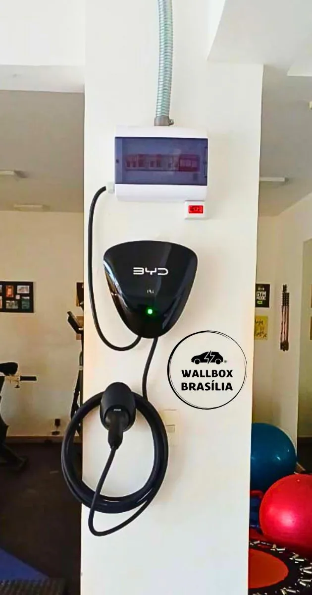 Instalação de carregador de carro elétrico em residência no Lago Sul, Brasília DF