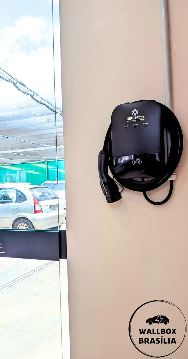 Instalação de carregador de carro elétrico em concessionária, Brasília DF
