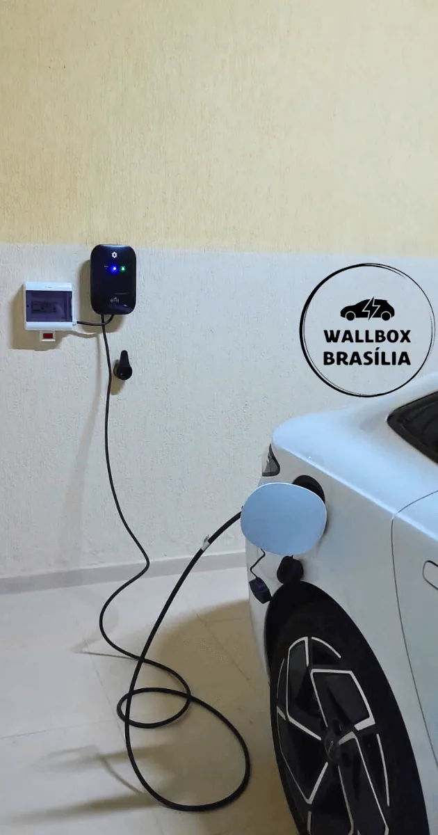 Instalação de carregador de carro elétrico em residência no Lago Sul, Brasília DF, com BYD Seal