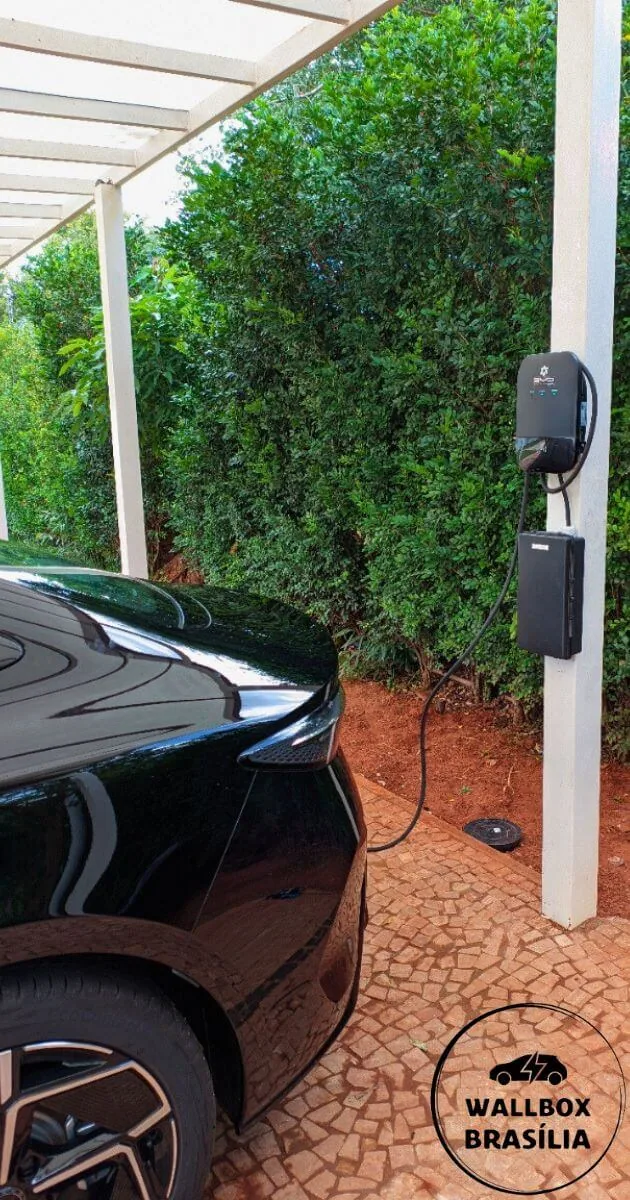 Instalação de carregador de carro elétrico em residência no Lago Sul, Brasília DF